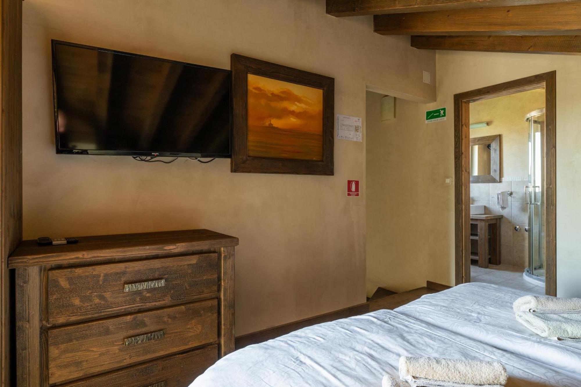 Villa Castagna Near The Sea With Private Pool And Sauna プレマントゥーラ エクステリア 写真
