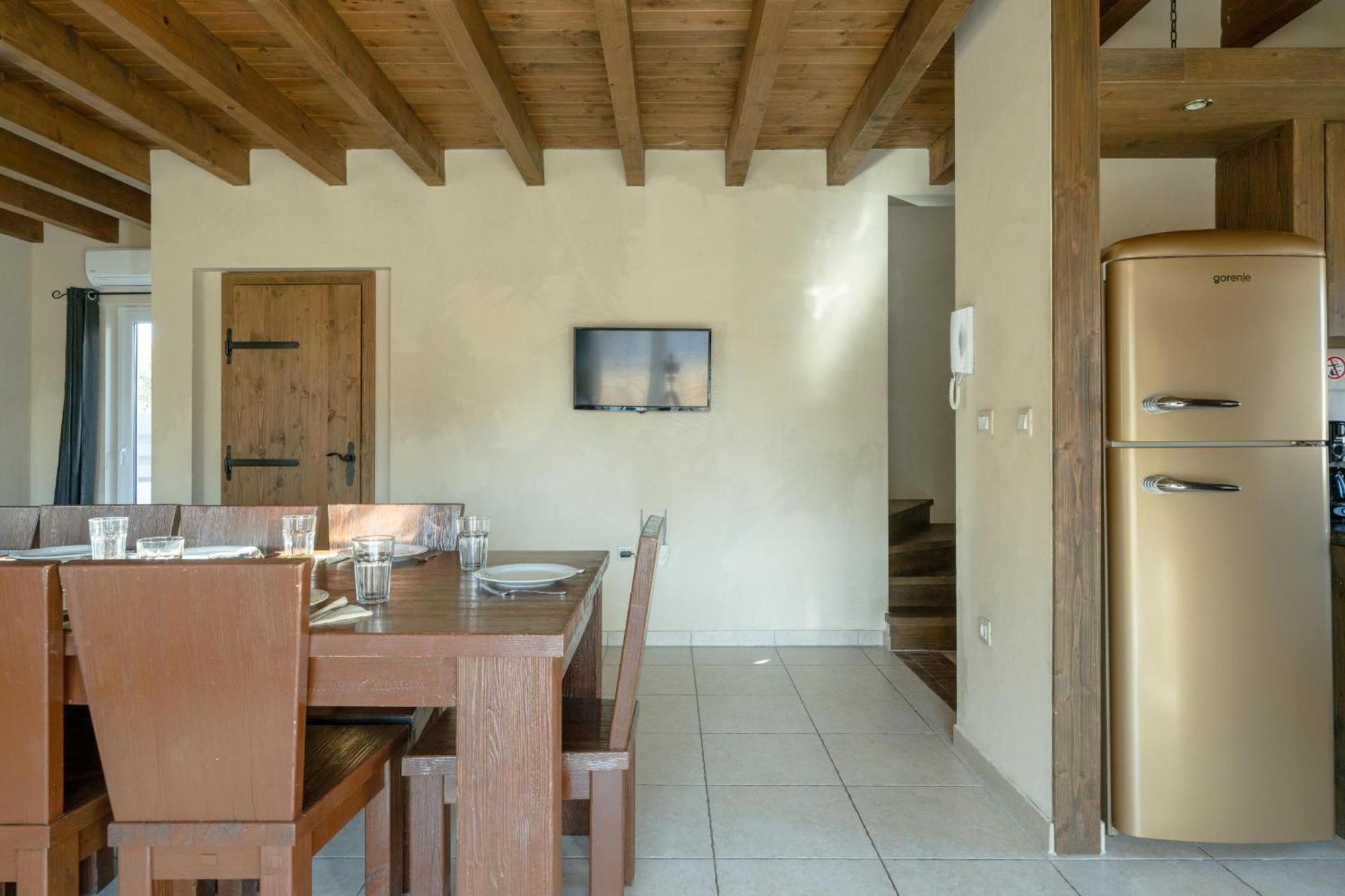 Villa Castagna Near The Sea With Private Pool And Sauna プレマントゥーラ エクステリア 写真
