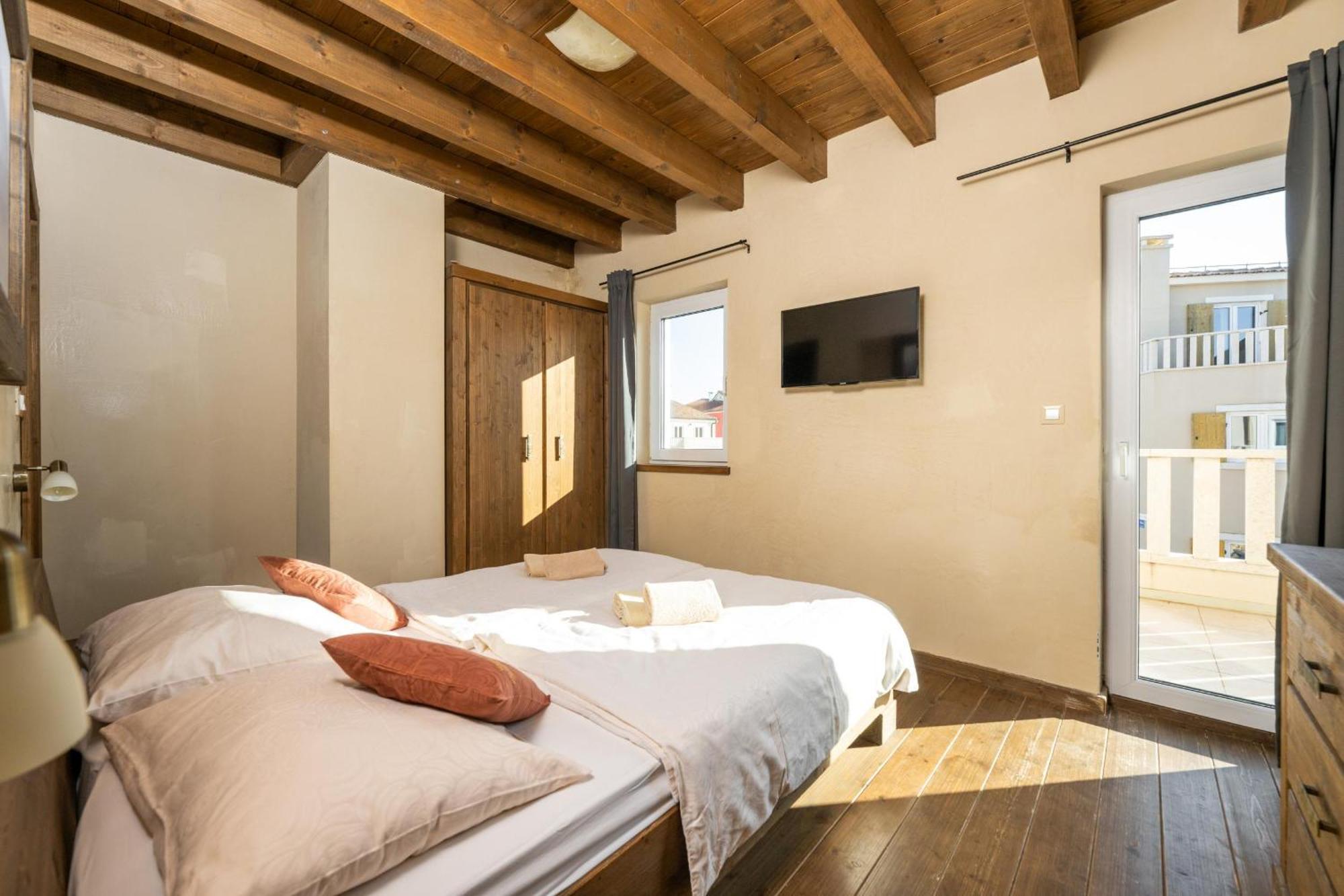 Villa Castagna Near The Sea With Private Pool And Sauna プレマントゥーラ エクステリア 写真