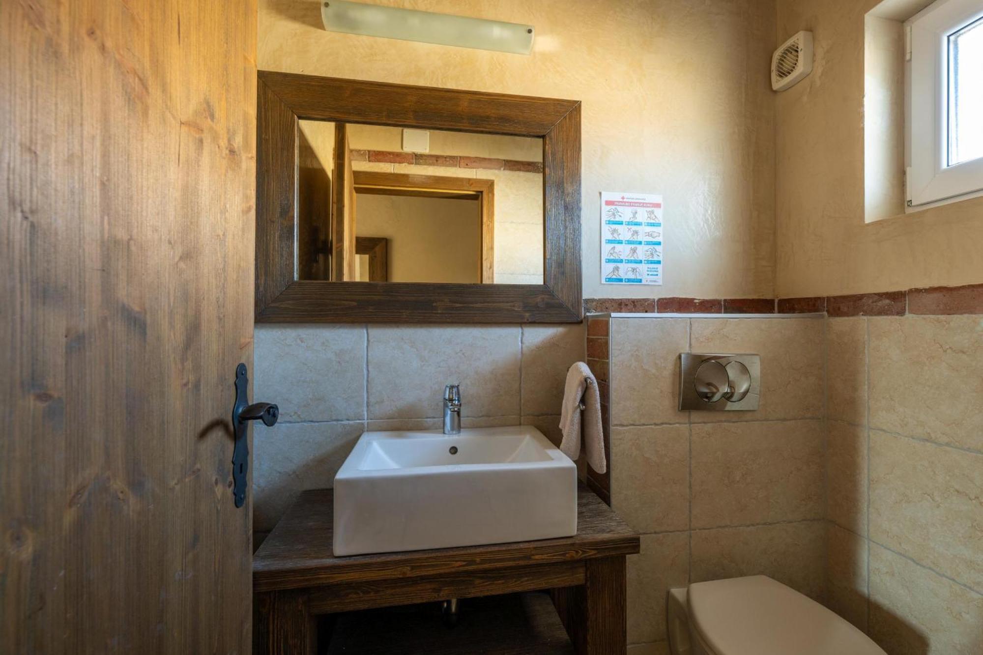Villa Castagna Near The Sea With Private Pool And Sauna プレマントゥーラ エクステリア 写真