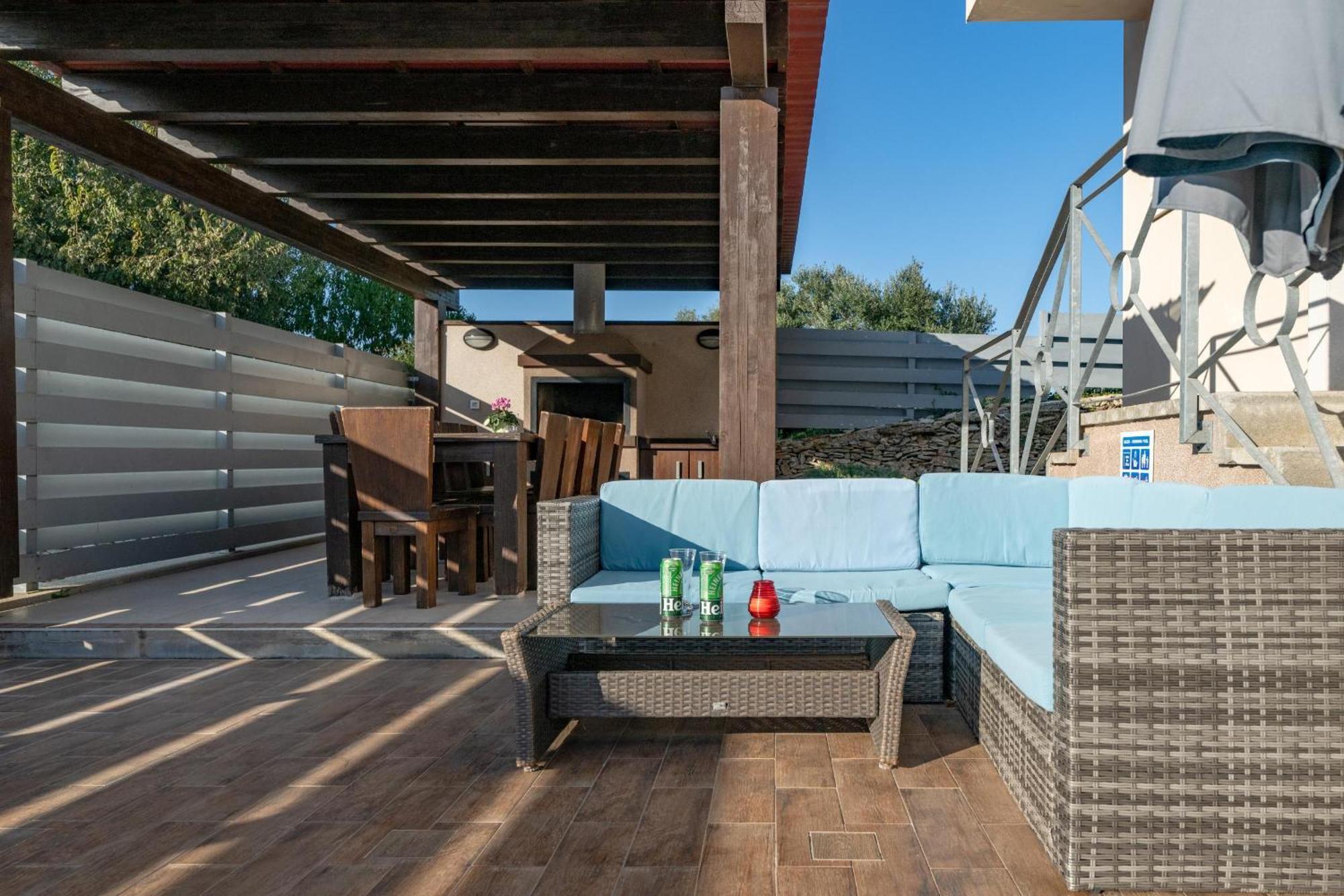 Villa Castagna Near The Sea With Private Pool And Sauna プレマントゥーラ エクステリア 写真